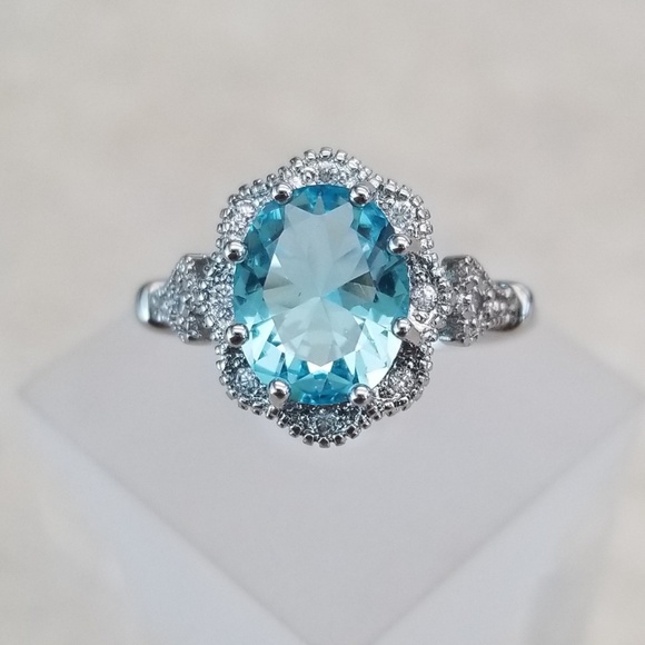 Antique Style Acqua Ring